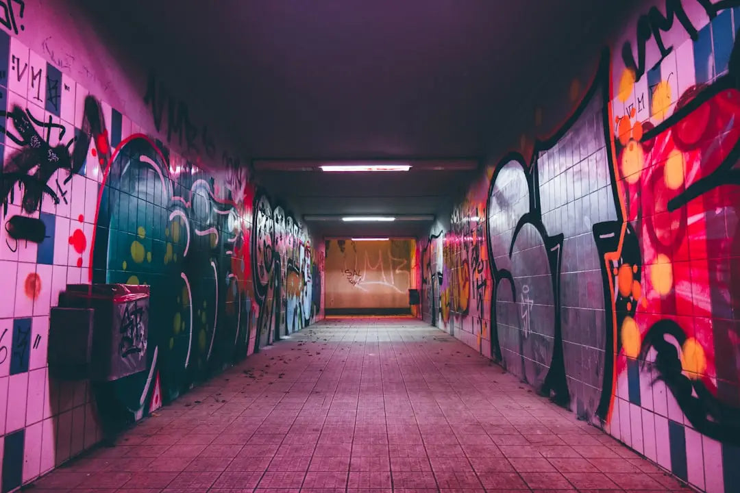 Mastering the Art of Mixing Street Wear with High Fashion